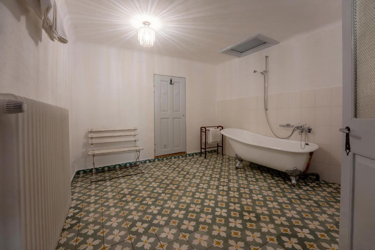 Casa Josef Bacon - La Strada - Aparthotel Sighisoara Ngoại thất bức ảnh