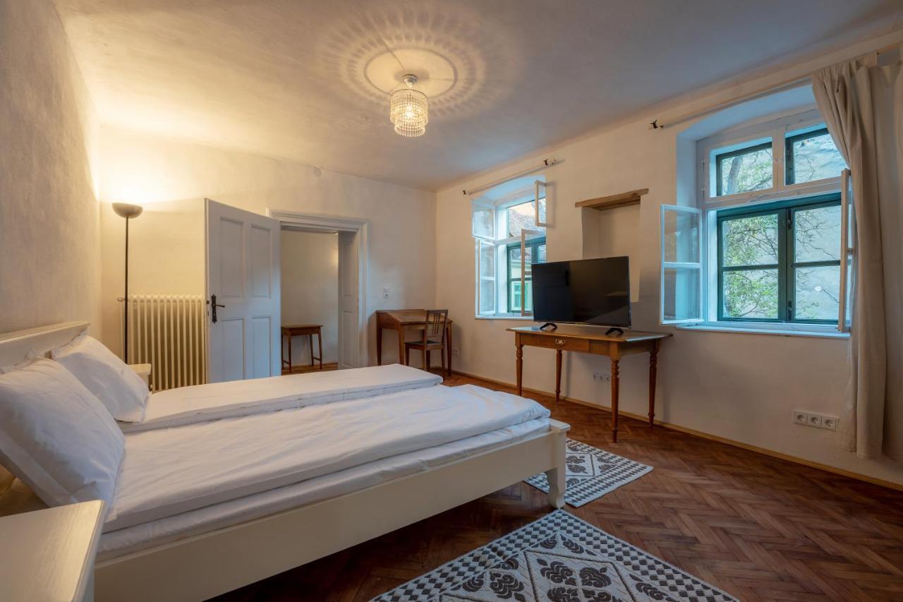 Casa Josef Bacon - La Strada - Aparthotel Sighisoara Ngoại thất bức ảnh